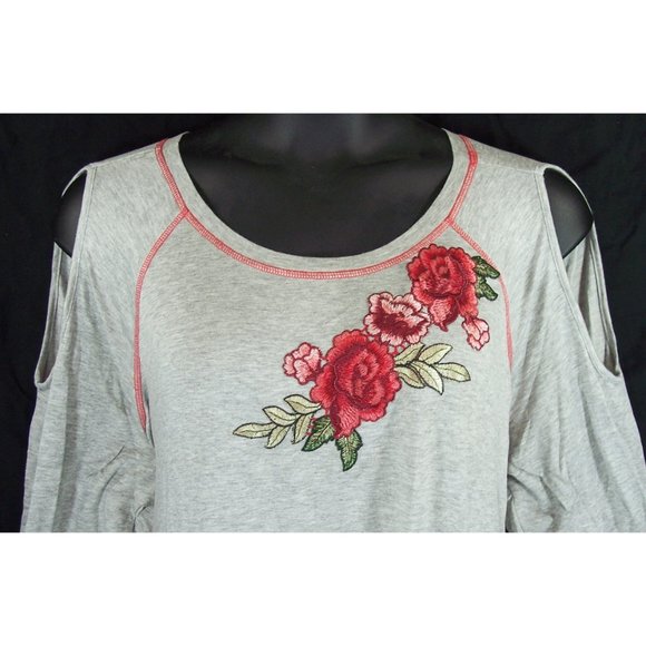NEW Bobeau 3X Top Rose Applique Cold Shoulder Long Sleeves Heather Gray NWT - Picture 4 of 13